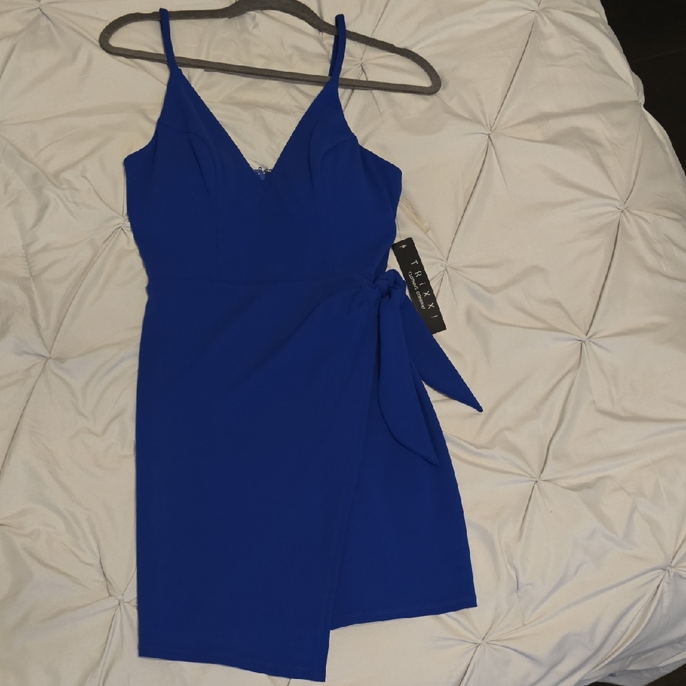 Trixxi Blue Sheath Mini Dress Sleeveless V-neck